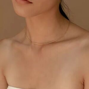16” Gold Minimalist Necklace - Women